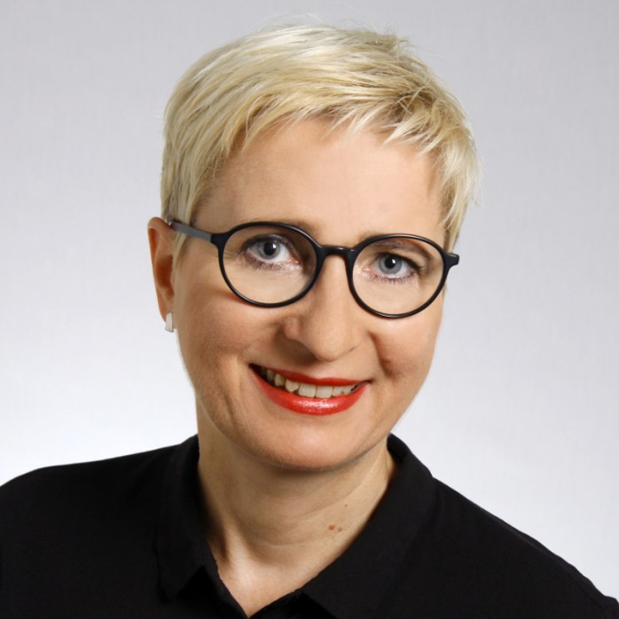 Friseur-Landau-Simone-Wollmann